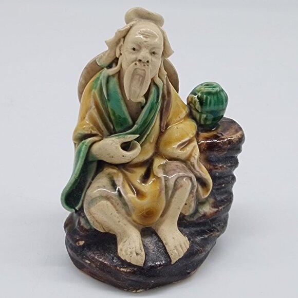 Chinese Mudman Clay Figure Seated Elderly Man With Green Vase Vintage - Picture 1 of 8